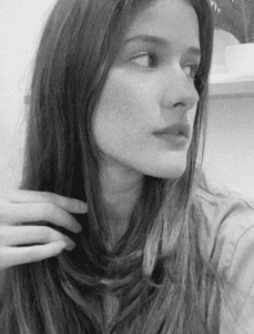 laura johana victoria
